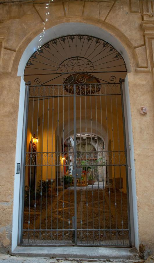 Apartment La Maison A La Cathedral